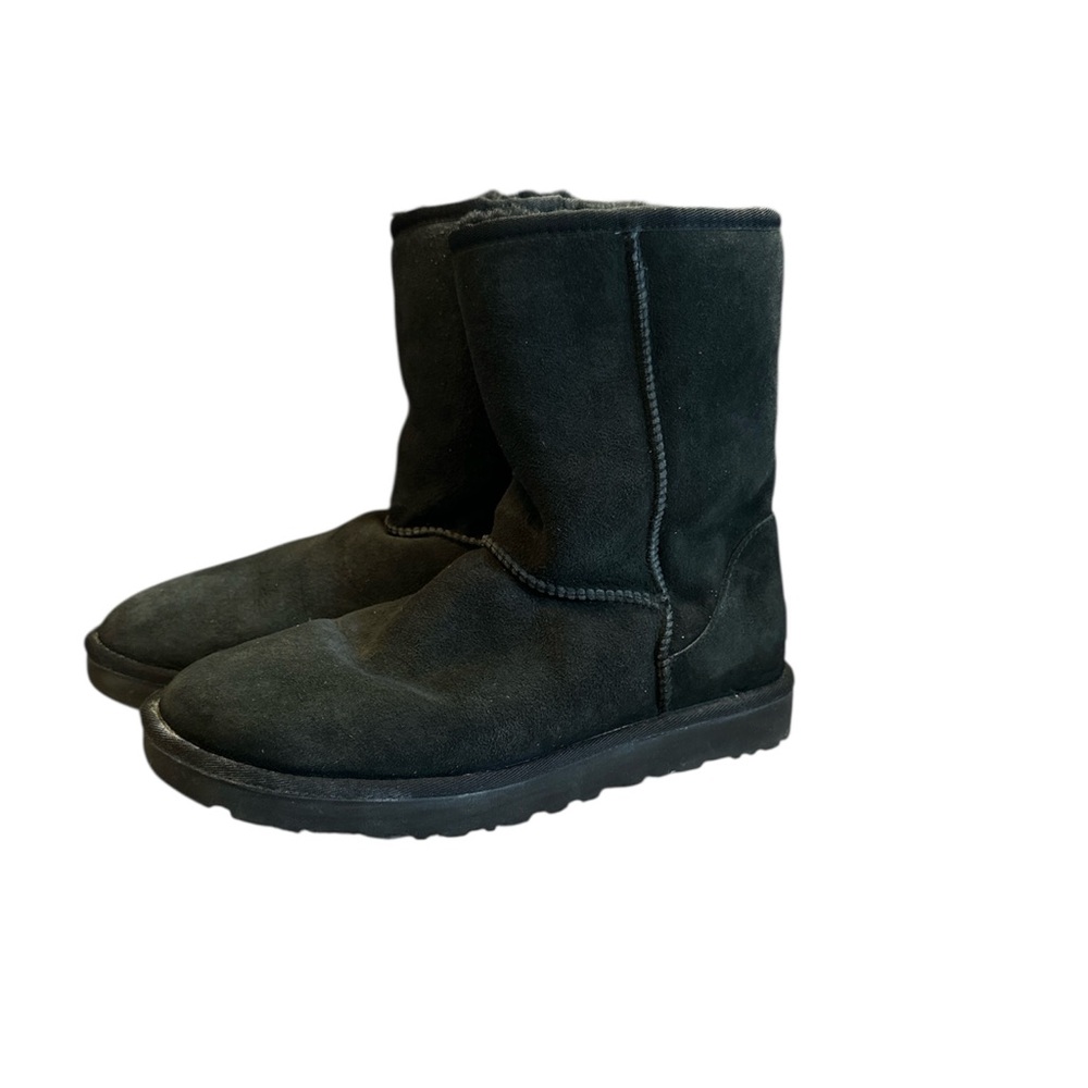 UGG classic short II black boots size 10 style number 1016223